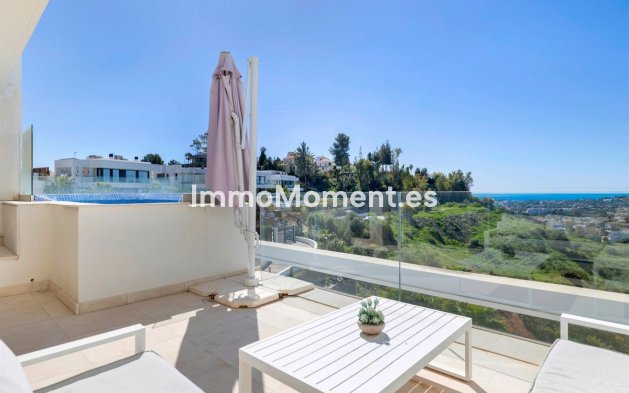 Revente - Appartement - Marbella - Nueva Andalucía