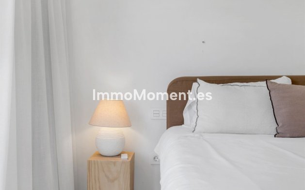 Revente - Appartement - Marbella - Nueva Andalucía