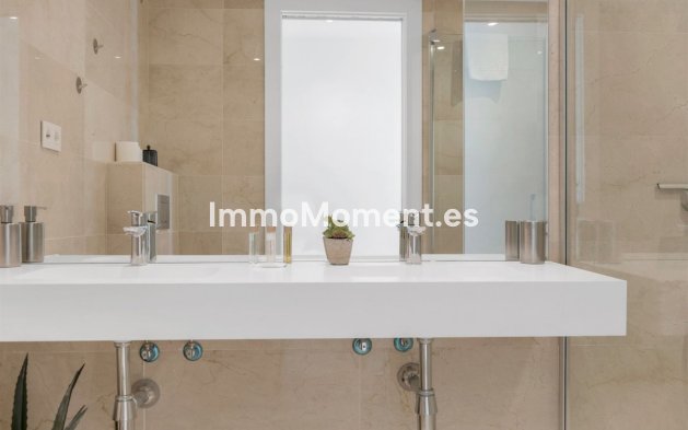 Revente - Appartement - Marbella - Nueva Andalucía
