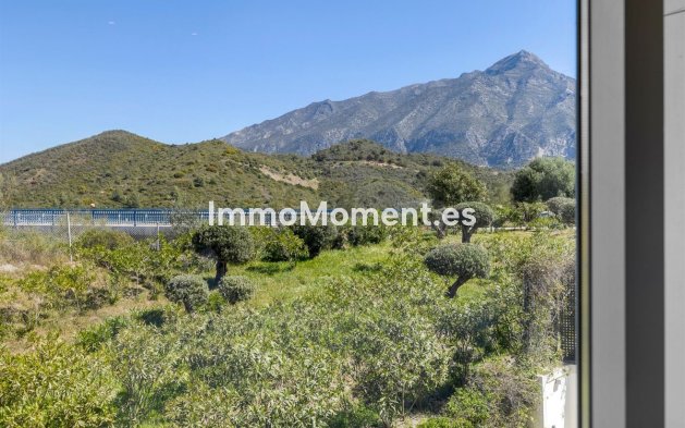 Revente - Appartement - Marbella - Nueva Andalucía