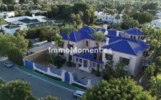 Wiederverkauf - Villa - Marbella - Nueva Andalucía