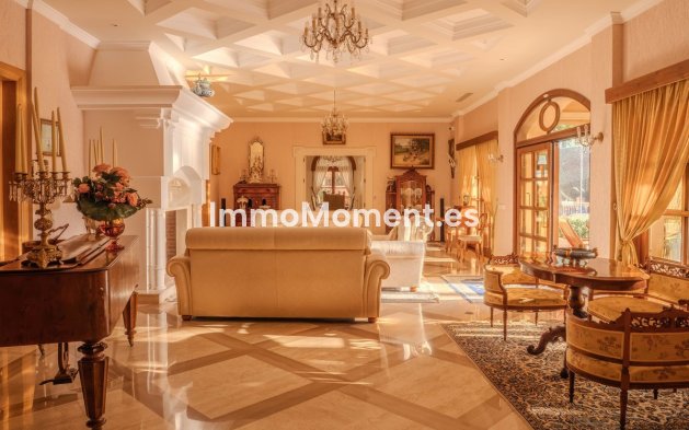 Wiederverkauf - Villa - Marbella - Nueva Andalucía