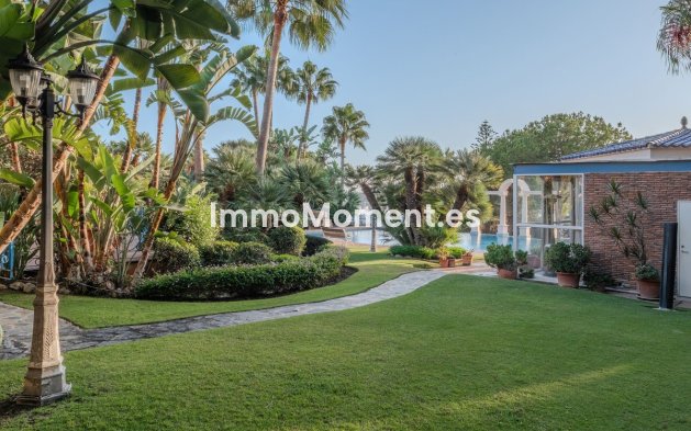 Wiederverkauf - Villa - Marbella - Nueva Andalucía