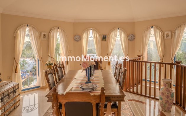 Wiederverkauf - Villa - Marbella - Nueva Andalucía