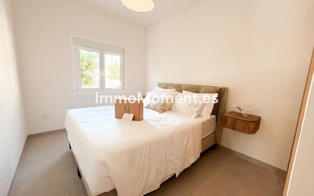 Resale - Villa - Orihuela - Playa Flamenca