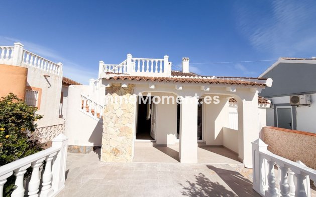 Resale - Villa - Orihuela - Playa Flamenca