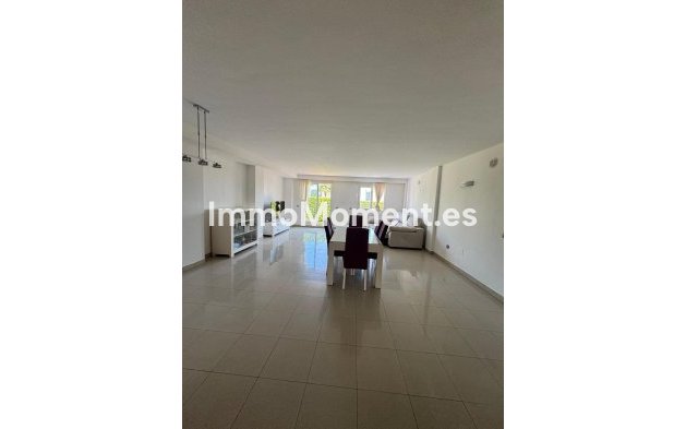 Resale - Townhouse - El Paraiso - New Golden Mile