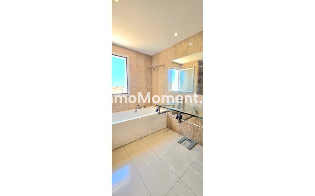 Resale - Townhouse - El Paraiso - New Golden Mile