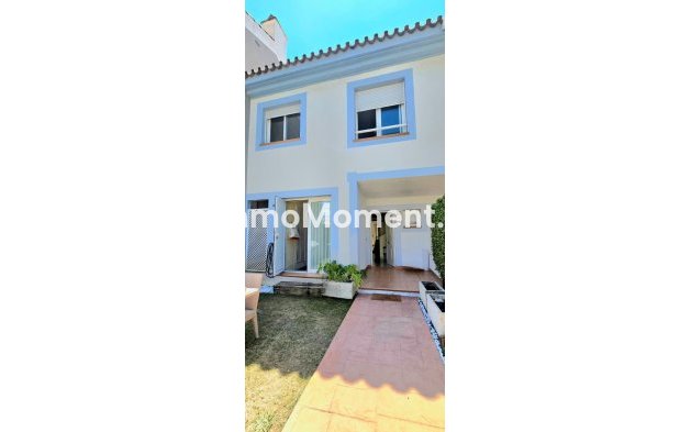 Resale - Townhouse - El Paraiso - New Golden Mile