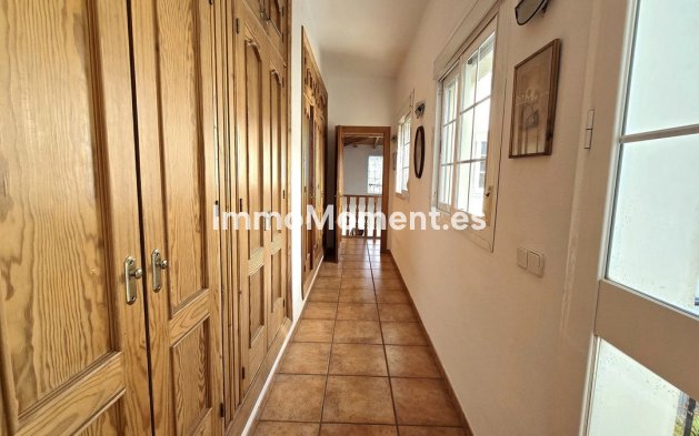 Wiederverkauf - Villa - Estepona  - New Golden Mile