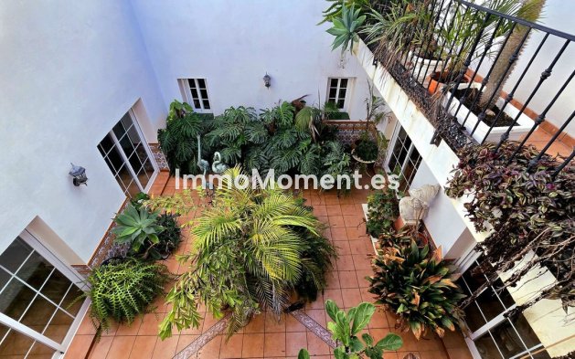 Wiederverkauf - Villa - Estepona  - New Golden Mile