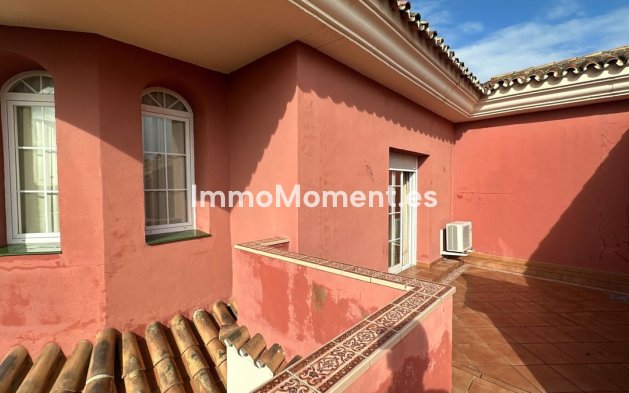 Wiederverkauf - Villa - Estepona  - New Golden Mile