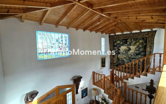 Wiederverkauf - Villa - Estepona  - New Golden Mile