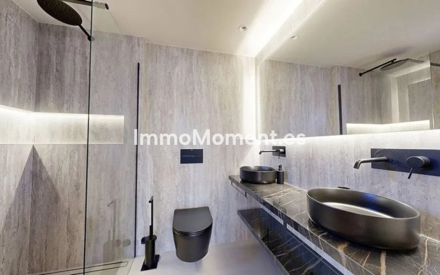 Resale - Villa - Estepona - Atalaya