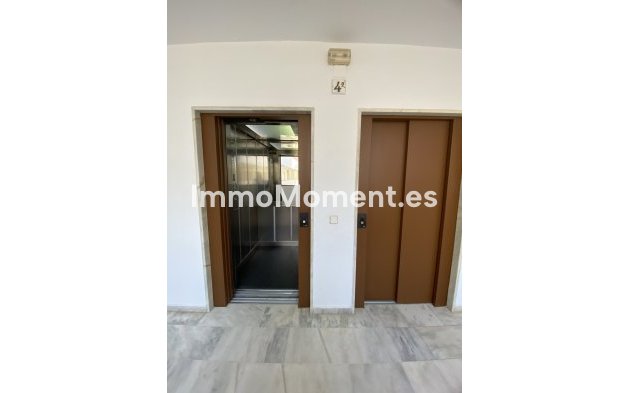 Resale - Apartment - Fuengirola - Fuengirola Centro