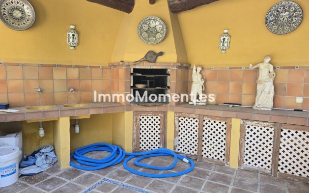 Resale - Villa - Mijas - Calahonda