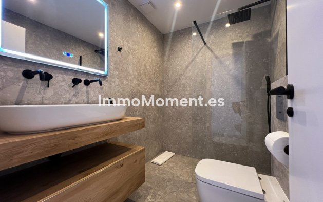 Wiederverkauf - Wohnung - Marbella - Nueva Andalucía