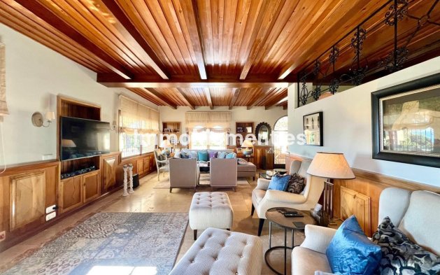 Wiederverkauf - Villa - Marbella - Elviria