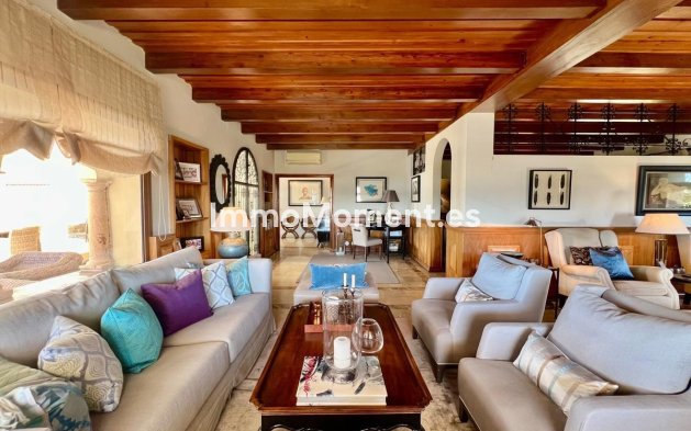 Wiederverkauf - Villa - Marbella - Elviria