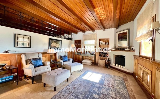 Wiederverkauf - Villa - Marbella - Elviria