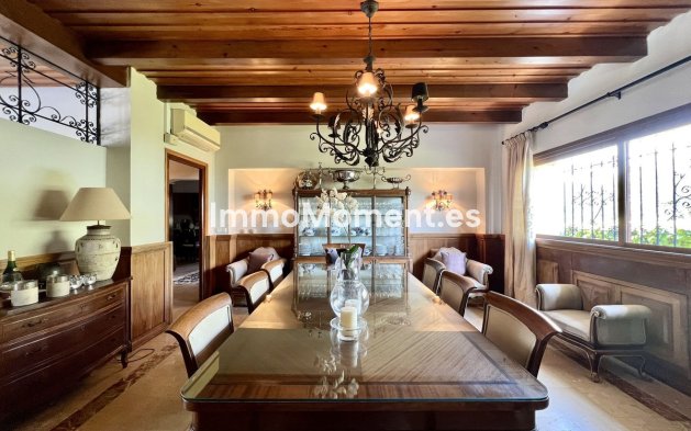 Wiederverkauf - Villa - Marbella - Elviria