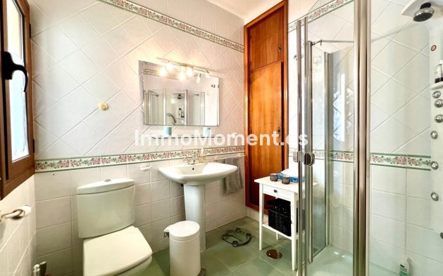 Wiederverkauf - Villa - Marbella - Elviria