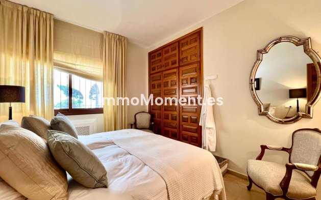 Wiederverkauf - Villa - Marbella - Elviria