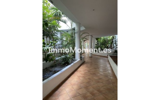 Wiederverkauf - Wohnung - Marbella - Puerto Banús