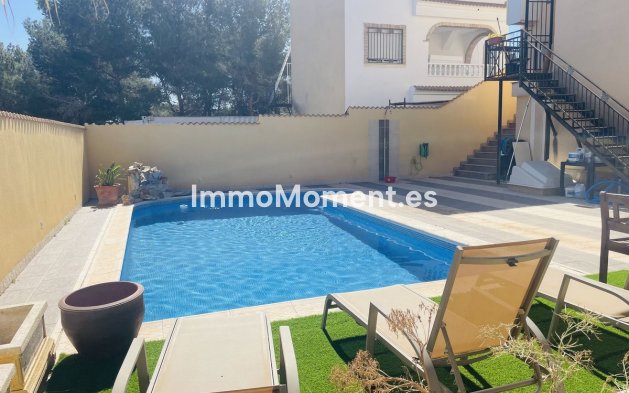 Resale - Villa - Orihuela - Villamartin