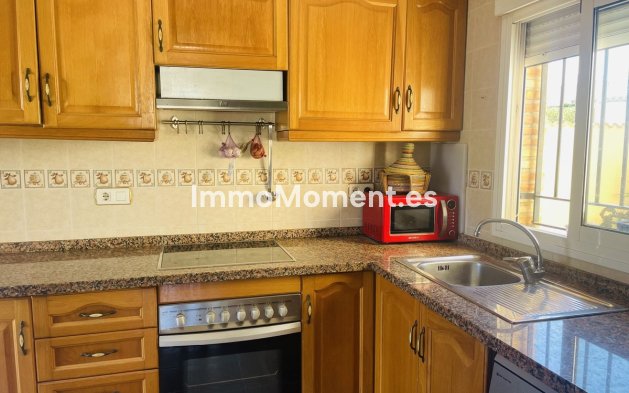 Resale - Villa - Orihuela - Villamartin