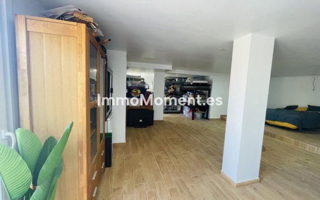 Resale - Villa - Orihuela - Villamartin