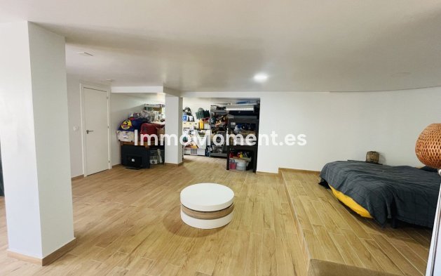 Resale - Villa - Orihuela - Villamartin