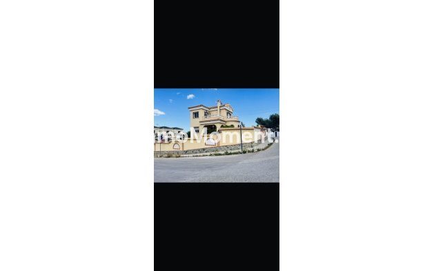 Resale - Villa - Orihuela - Villamartin