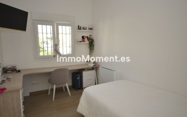 Wiederverkauf - Villa - Manilva - Manilva Centro