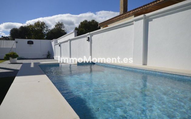 Wiederverkauf - Villa - Manilva - Manilva Centro