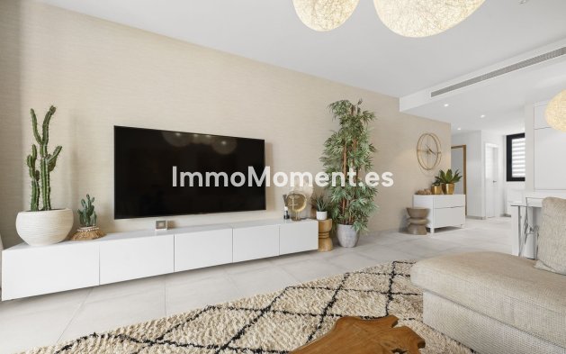 Resale - Apartment - El Paraiso - New Golden Mile