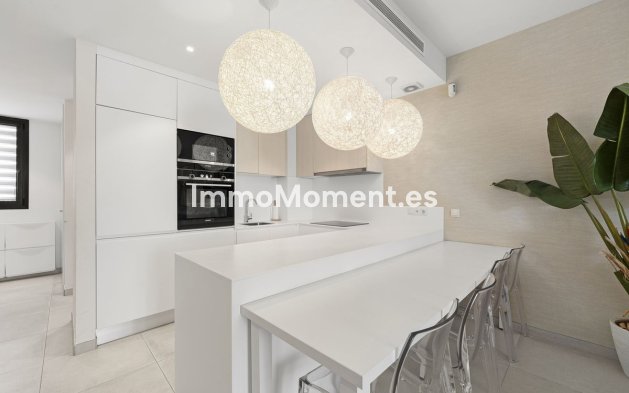Resale - Apartment - El Paraiso - New Golden Mile