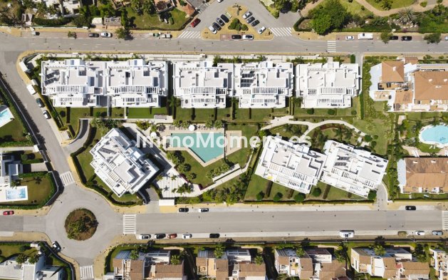 Resale - Apartment - El Paraiso - New Golden Mile