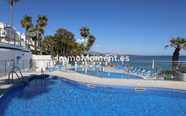 Resale - Townhouse - Estepona - Estepona Centro