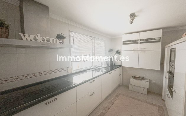 Resale - Townhouse - Estepona - Estepona Centro