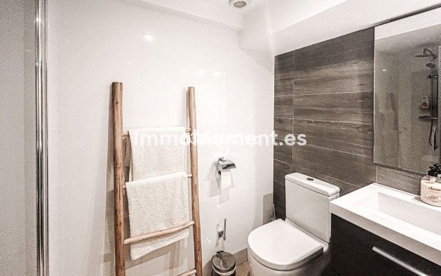 Resale - Townhouse - Estepona - Estepona Centro