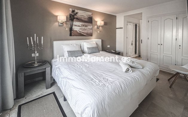 Resale - Townhouse - Estepona - Estepona Centro