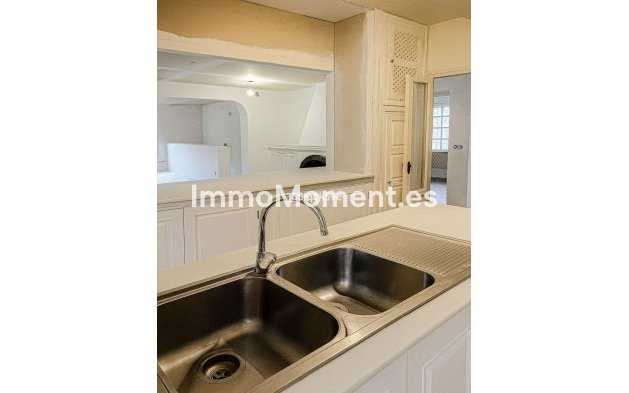 Revente - Villa - Benahavís - Benahavís Centro