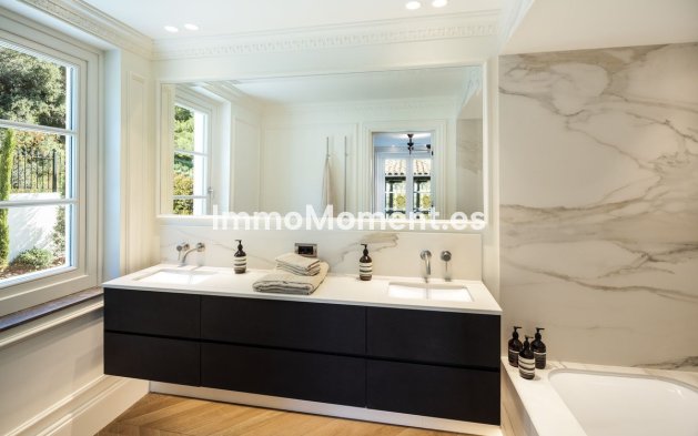 Revente - Villa - Marbella - Sierra Blanca