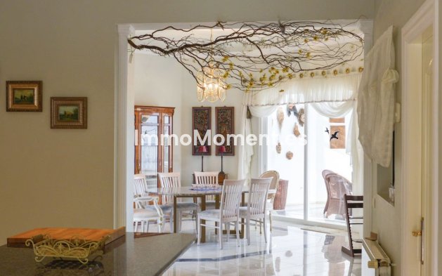 Revente - Villa - Marbella - Hacienda Las Chapas