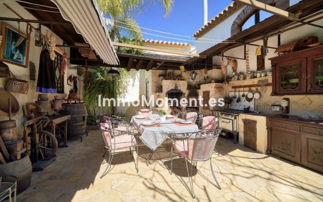 Revente - Villa - Marbella - Hacienda Las Chapas