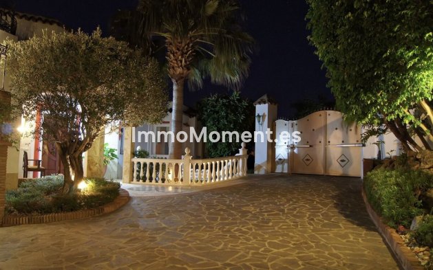 Revente - Villa - Marbella - Hacienda Las Chapas