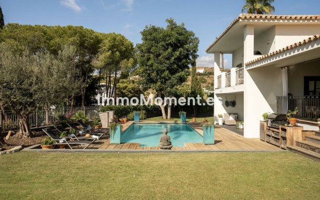 Resale - Villa - El Paraiso - New Golden Mile