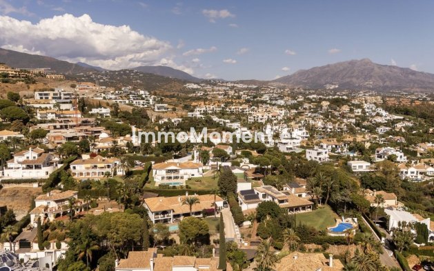 Resale - Villa - El Paraiso - New Golden Mile