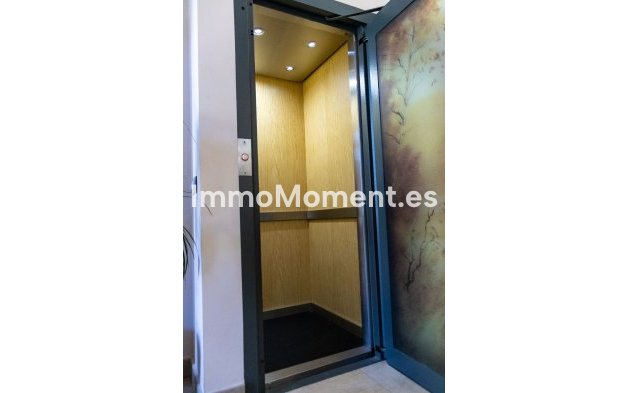 Wiederverkauf - Villa - Torremolinos - Playamar